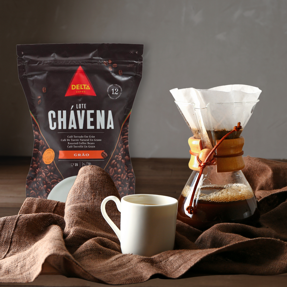 
                  
                    DELTA LOTE CHÁVENA - GANZE KAFFEEBOHNEN, Portugiesischer Kaffee, im Onlineshop von Vinho Bar.
                  
                