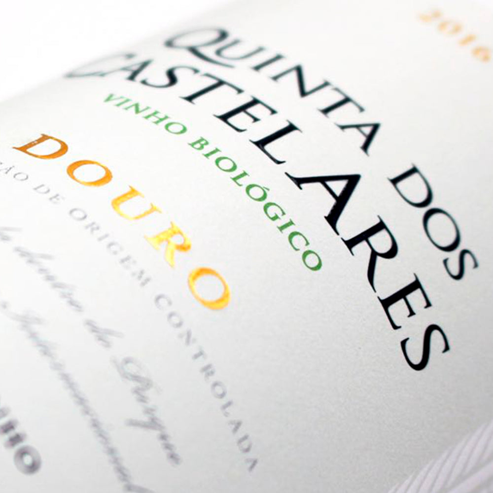 
                  
                    Quinta dos Castelares,  Reserva Weißwein / Biowein aus dem Douro / Portugal.  Etikett.
                  
                