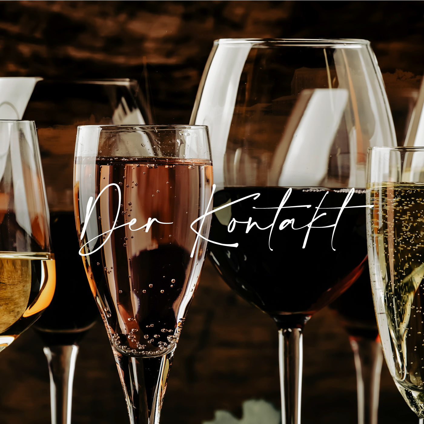 Kontaktseite der Vinho Bar in Wuppertal, Weinversand für portugiesische Weine. Bild mit vielen gefüllten Weingläsern.